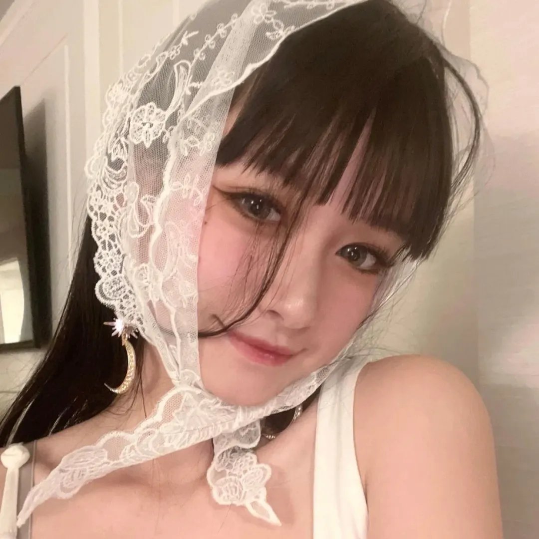 轰天俏娇娃